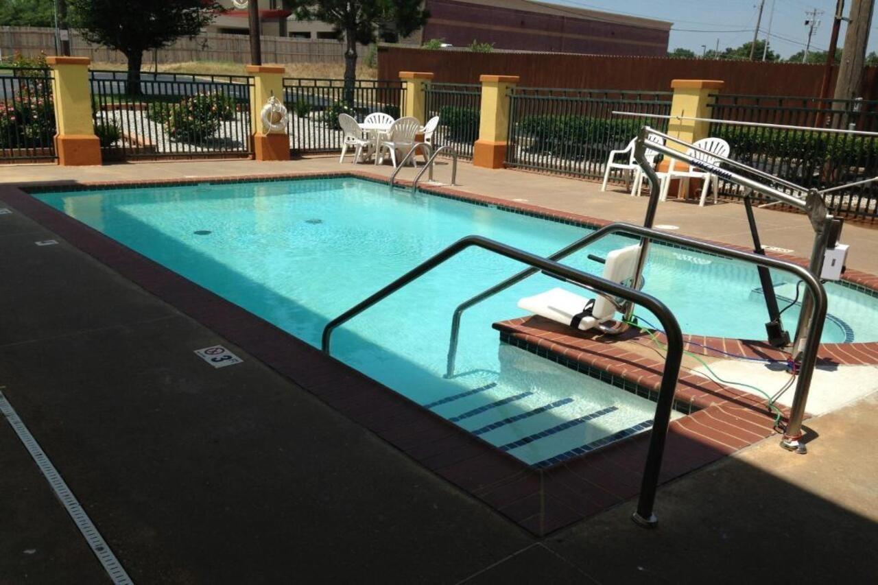 Country Inn & Suites By Radisson, Oklahoma City At Northwest Expressway, Ok Екстериор снимка