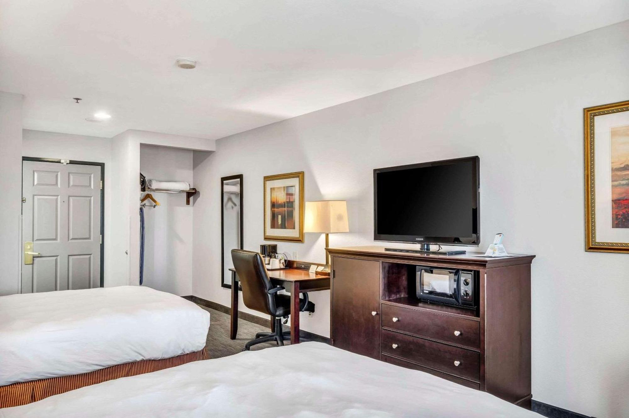 Country Inn & Suites By Radisson, Oklahoma City At Northwest Expressway, Ok Екстериор снимка